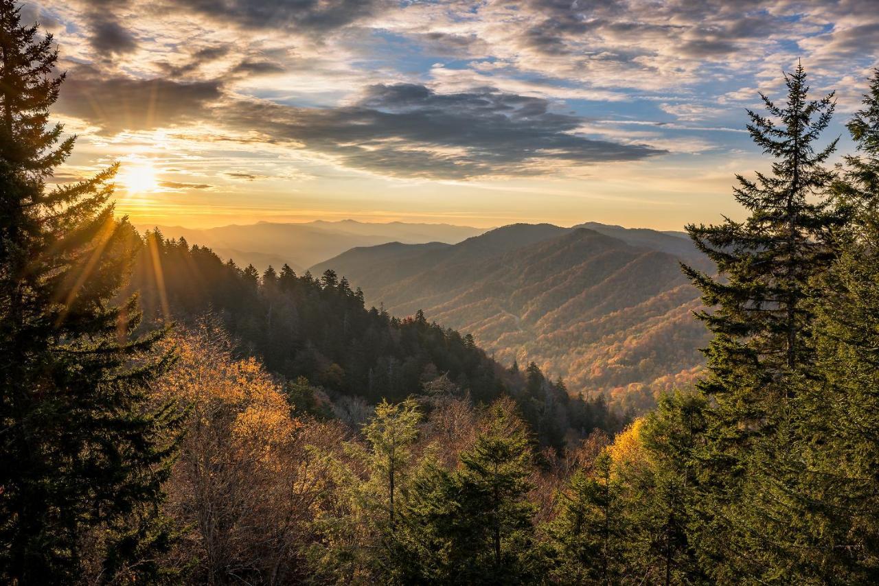 Вилла Mountain Memories Гатлинбург Экстерьер фото